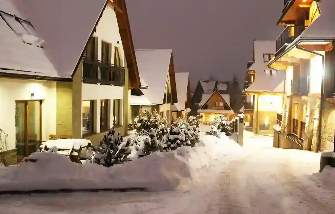 Zakopane domki wisienka zima